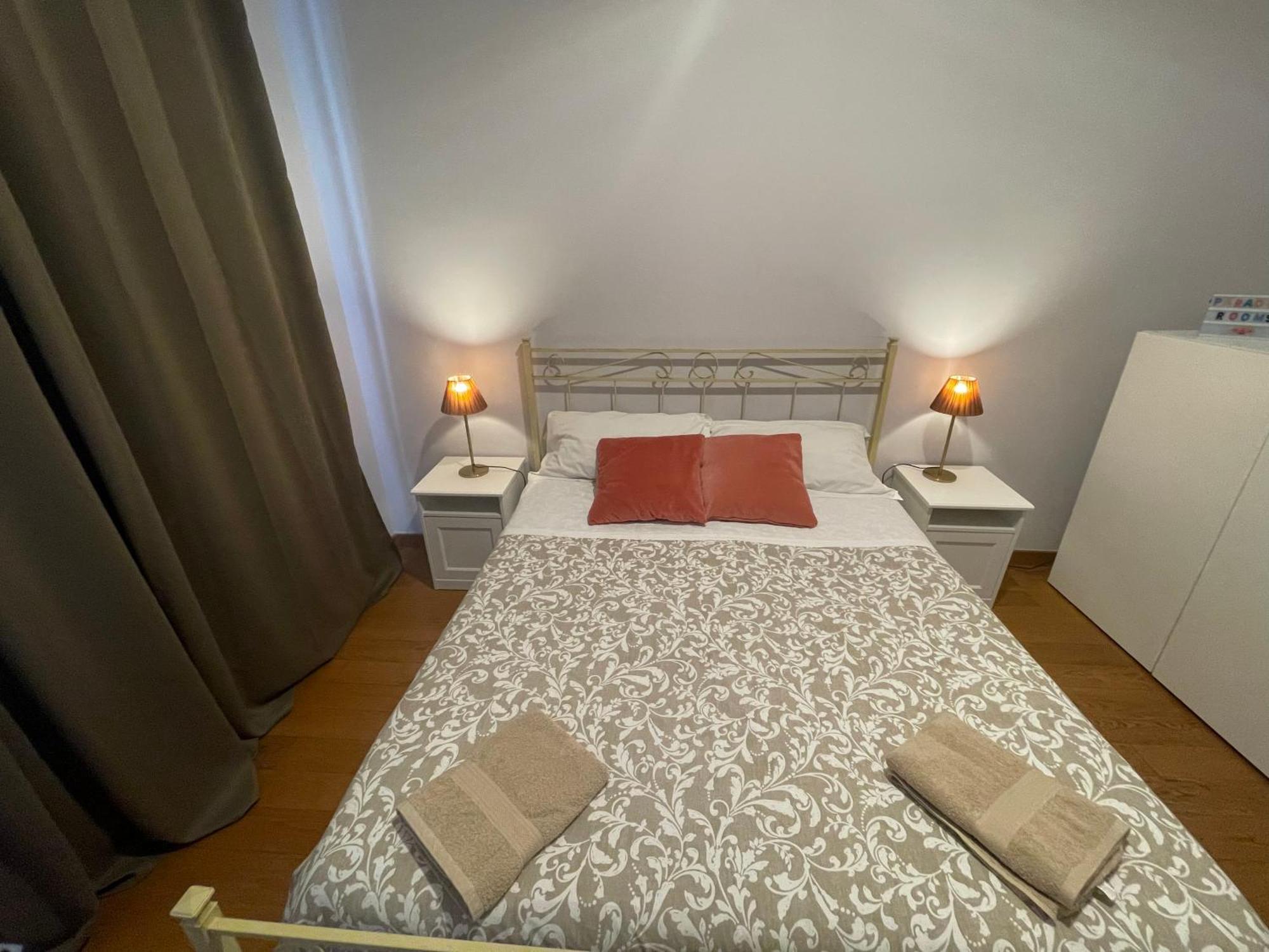 Paradise Rooms - Brignole Station Genoa Ngoại thất bức ảnh